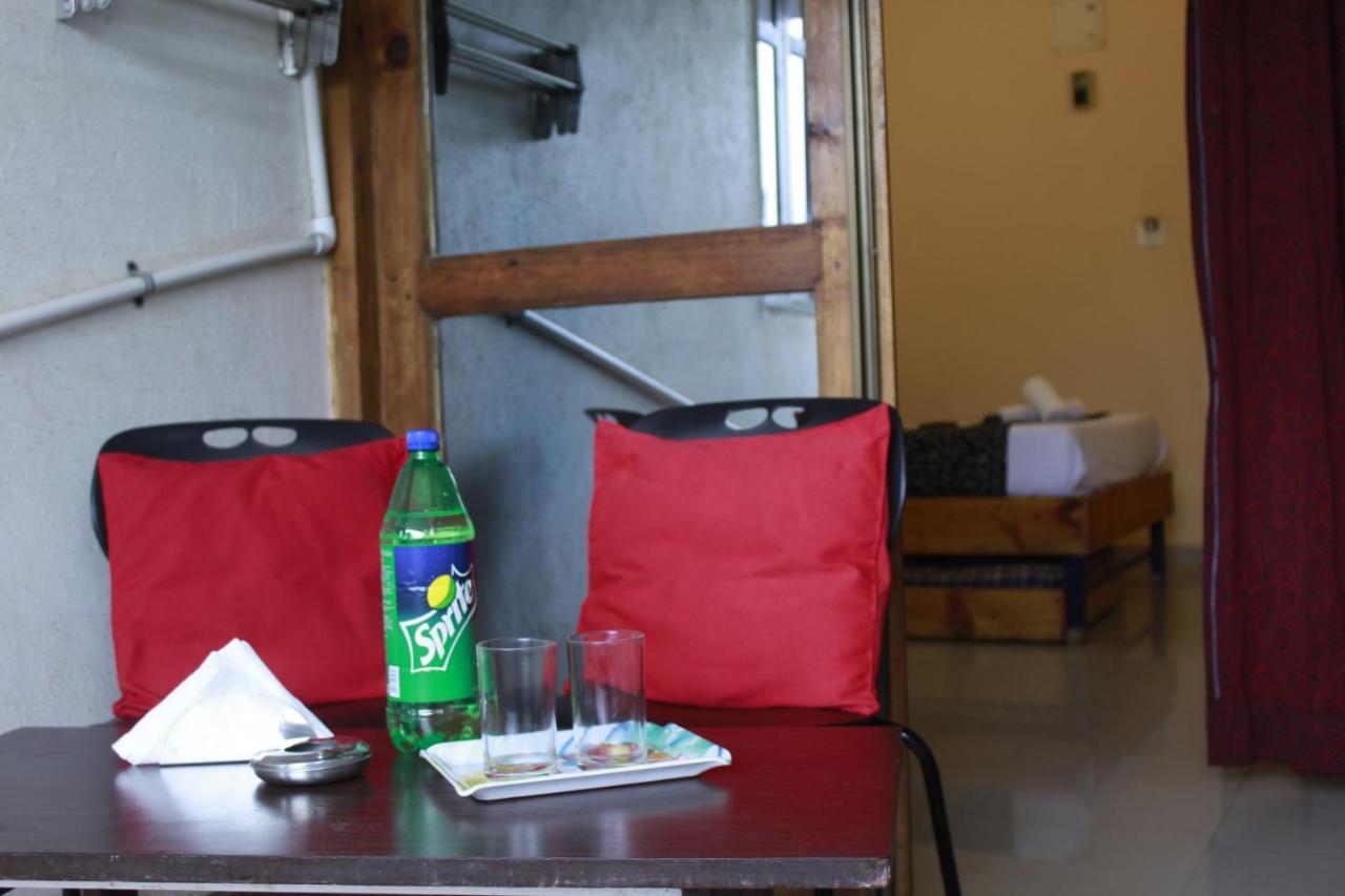 Hotel Rainwood Residency 2*