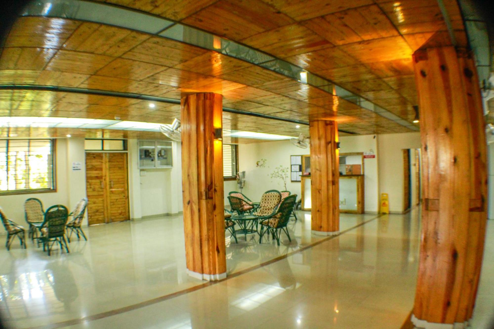 Rainwood Residency 2*