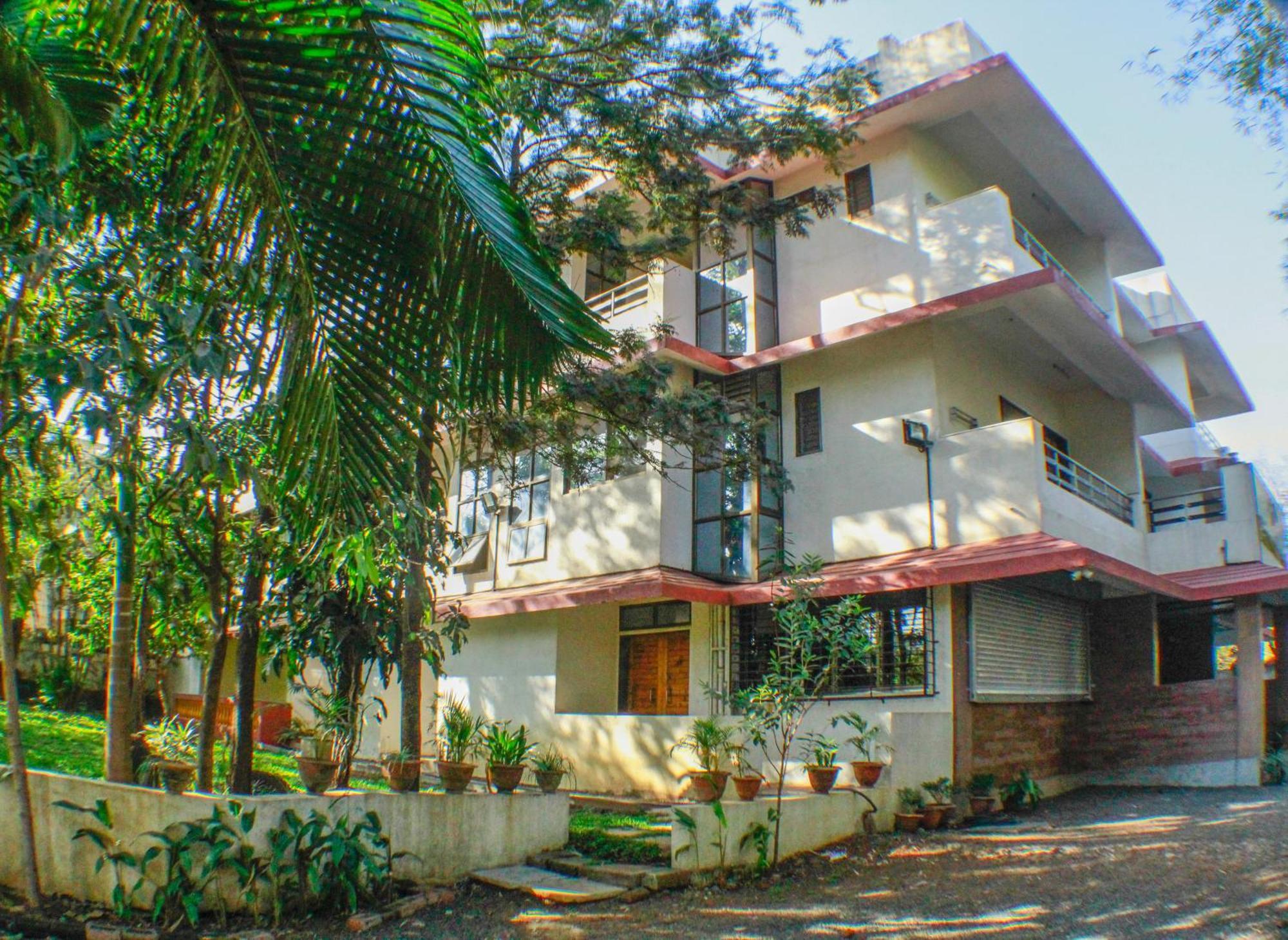 Rainwood Residency 2* Lonavala
