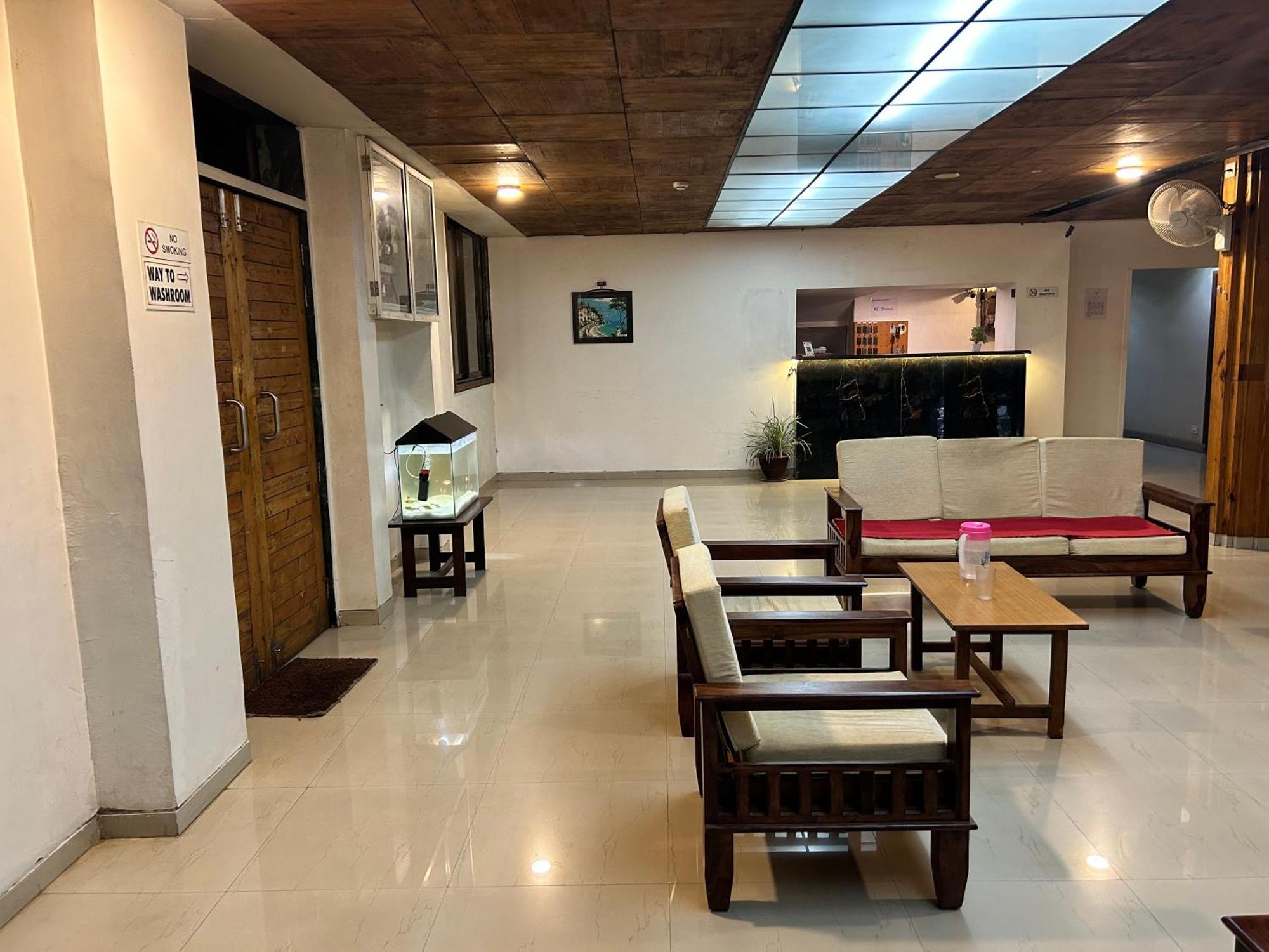 Rainwood Residency 2*