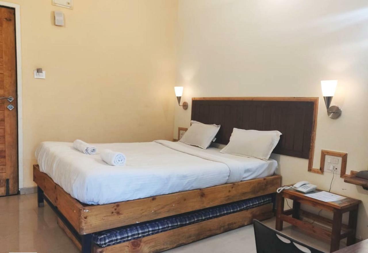 Hotel Rainwood Residency Lonavala