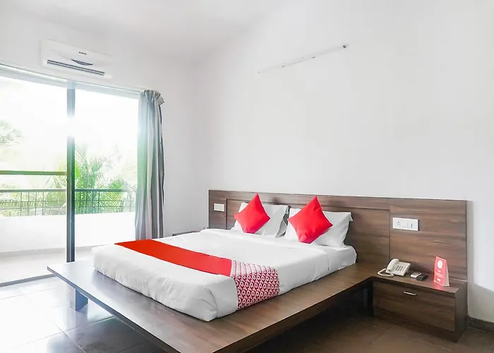 Oyo 15399 Olive Villa