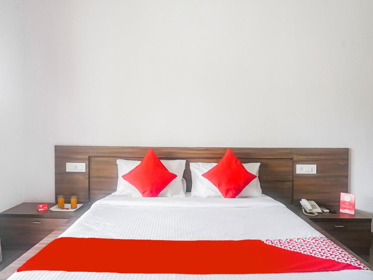 Oyo 15399 Olive 3* Lonavala