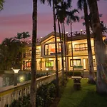 Myna Villa