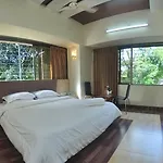 Hotel Hari International