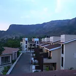 Akshaya Villa