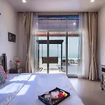 Stayvista\'S Princess - A Villa With Infinity Pool & Breathtaking Views