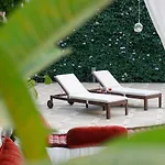 Stayvista\'S Le Sutra Great Escapes - Geometrica - Artistic Rooms, Mountain View, Pool, And Gazebo Retreat