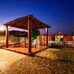 The Majestic Villa By 23 Villastay - Private Pool & Garden