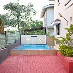 The Perfect Stays - Mount Manor Villa