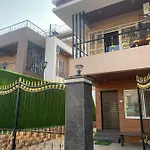 Mount Bungalows- 3 Bhk-Pvt Pool-Luxury-Scenic
