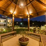 Stayvista\'S Verde Villa With Private Pool, Games Room & Terrace