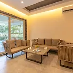 Stayvista\'S Verde Villa With Private Pool, Games Room & Terrace