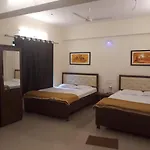 Maharaja Family Guest House