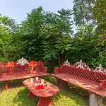 Stayvista\'S Valencia Villa With Gazebo And Indoor Games