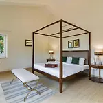 Saffronstays Boulevard Stonehouse - Pool Villa With Mountain Views