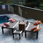Saffronstays The Fusion, Lonavala - Pool Villa With Hip Interiors And Indoor Games