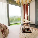 Ama Stays & Trails - Villa Seven, Lonavala