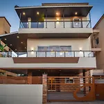 Eko Stay- Gold - Sucasa Villa