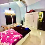 Verizon Villa