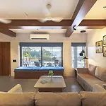 Cuban Lake Villa