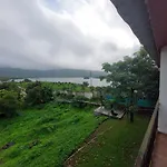Lakeside Nirvana