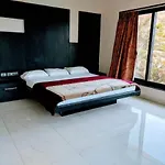 Ellora Villas