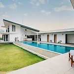 Lohonostays Villa Trisara