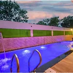 Skydale Villa 4Bhk Ac Pool