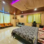 4Bhk Mountain Majesty Villa With Big Private Pool Ll Best Villa In Lonavala