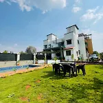 Christina Villa 3Bhk Pool