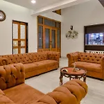 Lifeline Villas - Luxurious Taraangan 4 Mountain View Villa With Biggest Pool And Huge Open Area