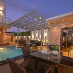 Azure Retreat Villa By Tropicana Stays