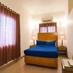 Hangout Villas