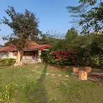 Villa Aangan By Stayvista - A Heritage Charm With Swimming Pool, Gazebo, Projector Room & Indoor Games
