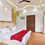 Royal Paradise Villa
