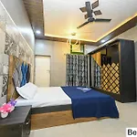 Friends Villa