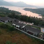 Green Velvet Resort-Near Pawna Lake