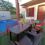 Comfortable Rising Sun Villa