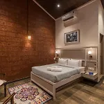 Saffronstays Chira - Pool Villa In The Heart Of Khandala