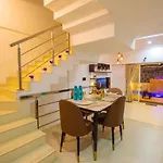 Villa Monique