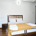 Toll Gate 3 Bhk Luxury Villa\'S