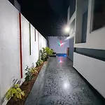Galaxy Villa By 29Bungalow