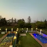 Friends Villa
