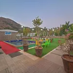 Royal Oasis Villa