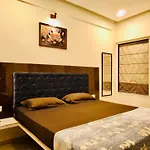 Zephyr Villa By Tranquil Stays