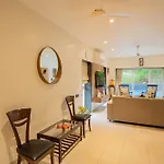 Elivaas 5Bhk With Pool And Gazebo - House Of Q