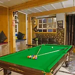 Hot - House Of Travellers, Lonavala By Mody Stays