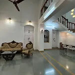 Silver Oaks Villa