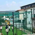 Royal Twin Lonavla - 12Bhk Luxury Villa With Turf